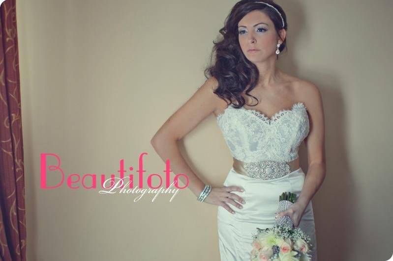 Tania Schiavi Wedding_Ally Zwonok Makeup.jpg
