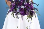 Fuschia bride's bouquet