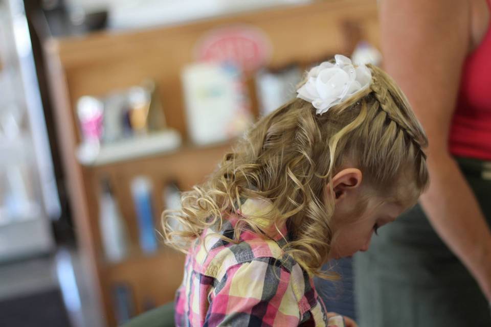 Flower girl hair