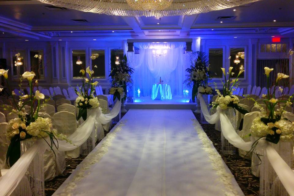 Blue surrounding  chuppah