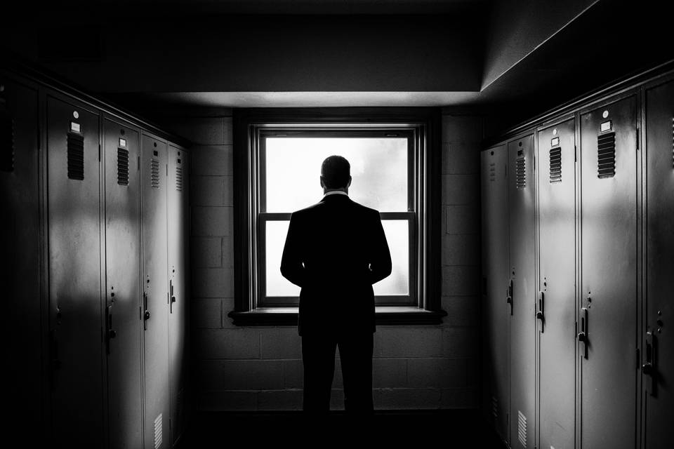 Groom locker room