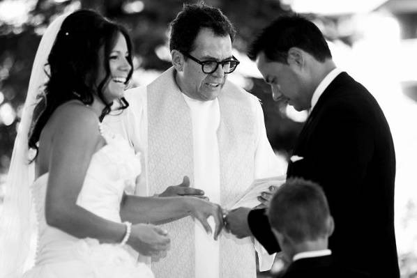 Mariages à Bras Ouverts: Célébrant Montreal-Quebec Officiant