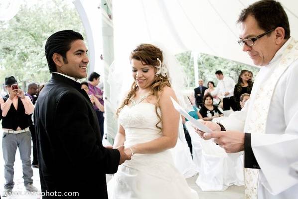 Mariages à Bras Ouverts: Célébrant Montreal-Quebec Officiant