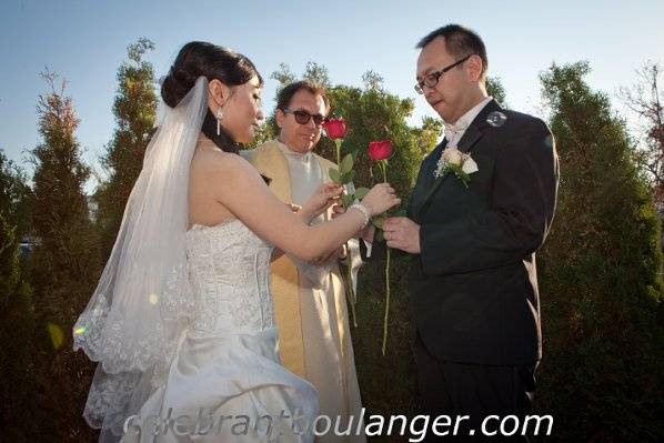 Mariages à Bras Ouverts: Célébrant Montreal-Quebec Officiant