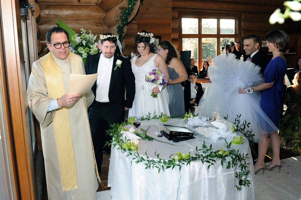 Mariages à Bras Ouverts: Célébrant Montreal-Quebec Officiant