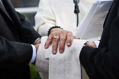 Mariages à Bras Ouverts: Célébrant Montreal-Quebec Officiant