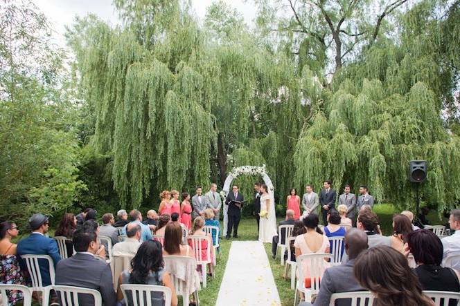 Mariages à Bras Ouverts: Célébrant Montreal-Quebec Officiant