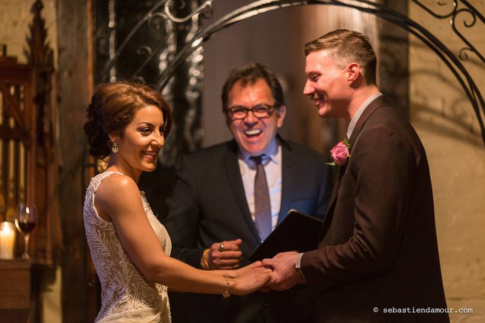 Mariages à Bras Ouverts: Célébrant Montreal-Quebec Officiant