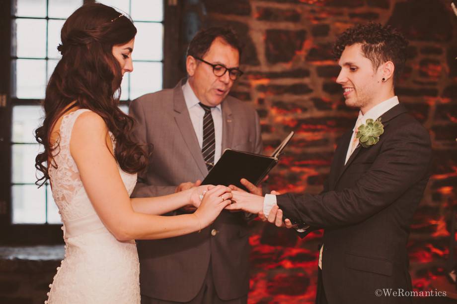 Mariages à Bras Ouverts: Célébrant Montreal-Quebec Officiant