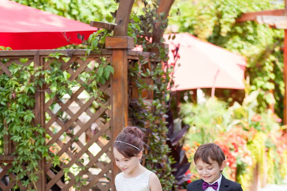 Smallest wedding party members - Limerence Artistry