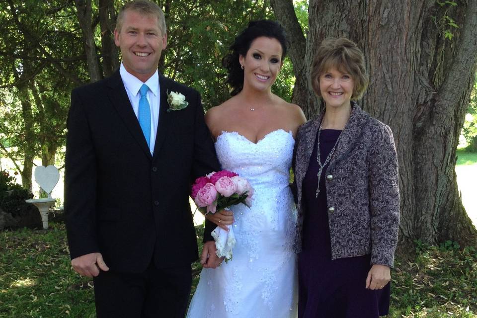 Suzanne Myers, Professional Celebrant & Wedding Officiant