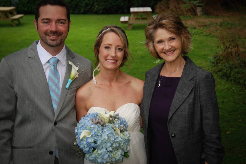 Suzanne Myers, Professional Celebrant & Wedding Officiant