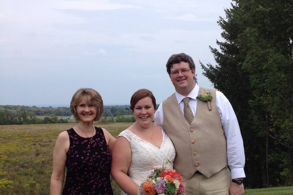 Suzanne Myers, Professional Celebrant & Wedding Officiant