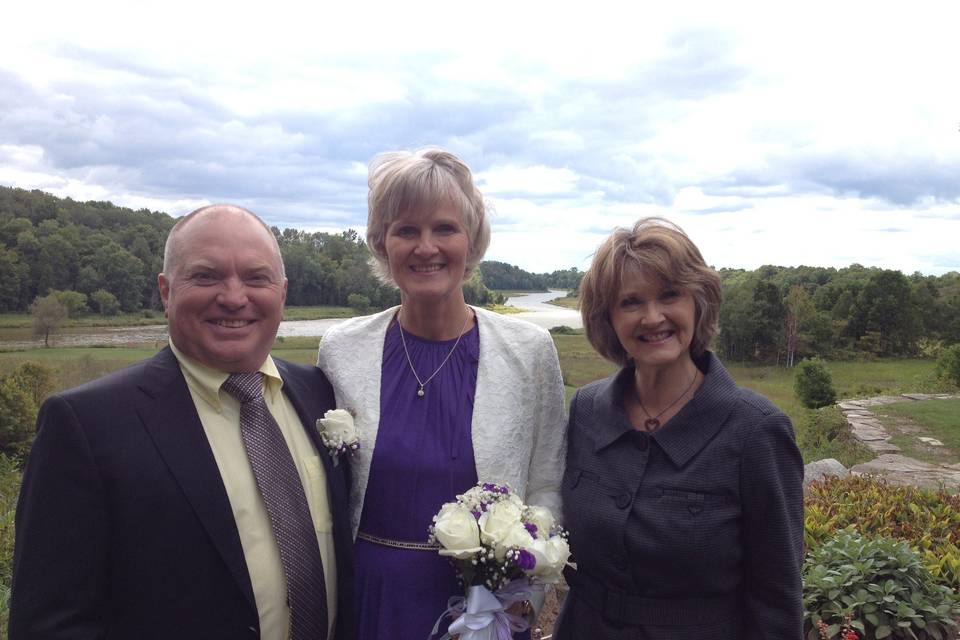 Suzanne Myers, Professional Celebrant & Wedding Officiant