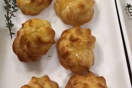 Gougeres with icewine glaze