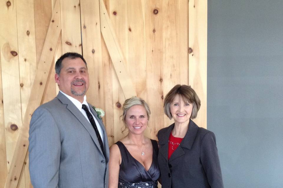 Suzanne Myers, Professional Celebrant & Wedding Officiant