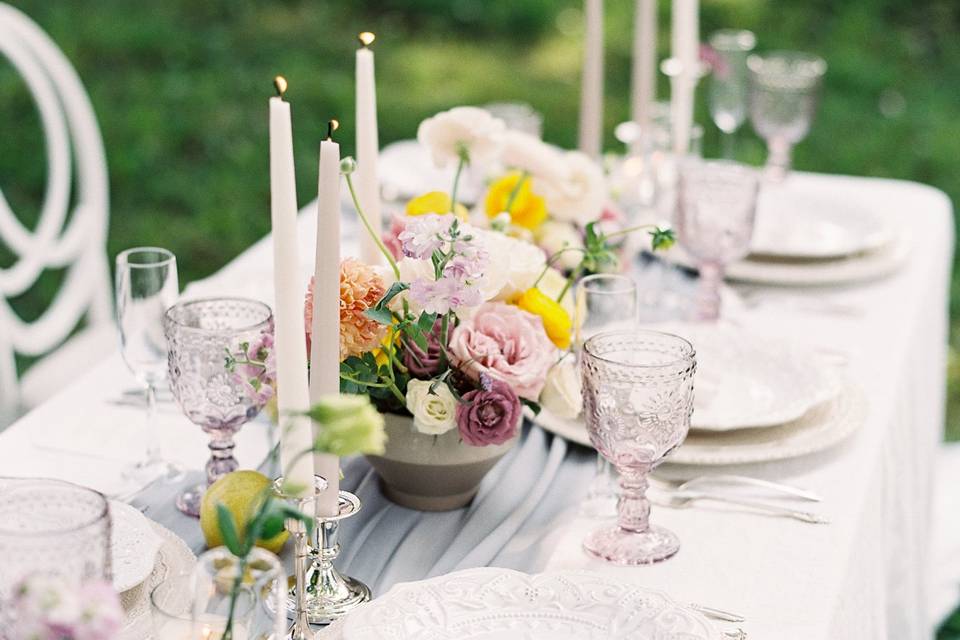 Reception table details