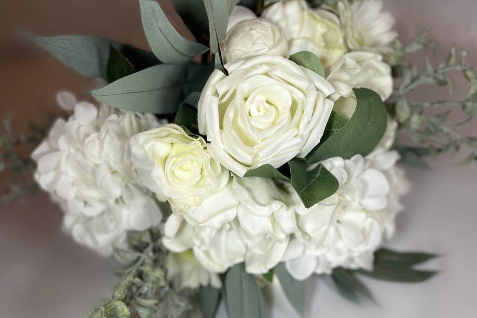 White Bridal bouquet