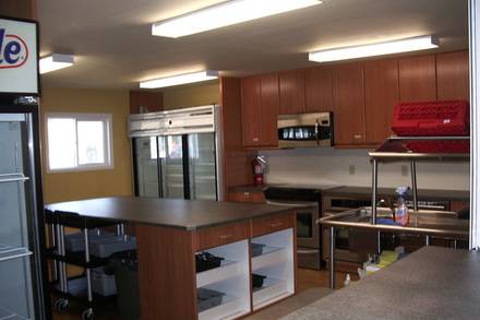 Kitchen : Bar Area