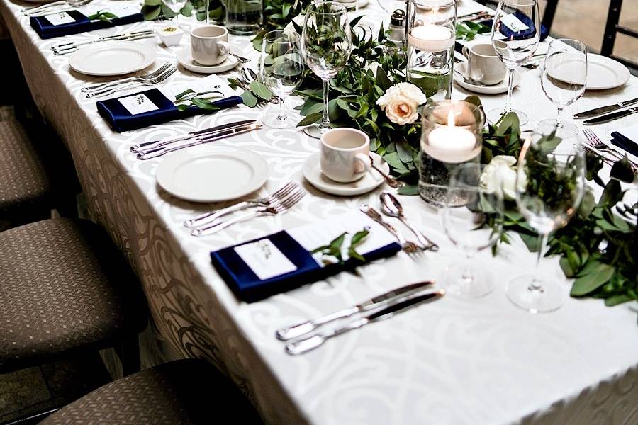 Table garland