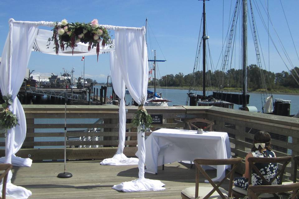 Chuppah at Britannia in Steves