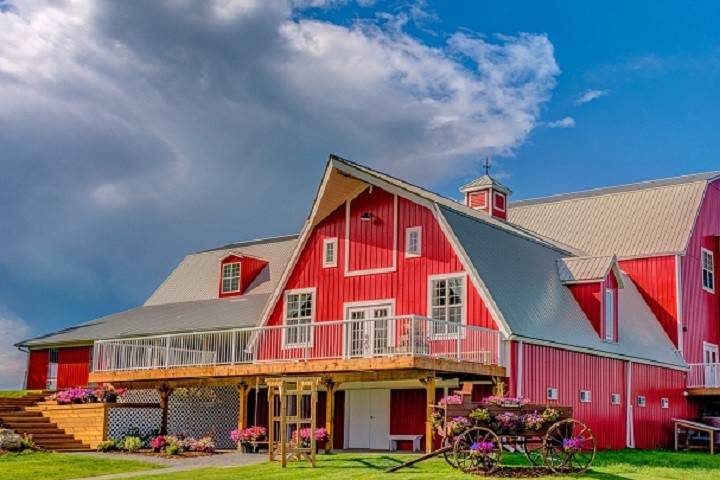 Historic Barn Ceremony Space