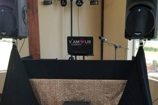 V'amour DJ and Karaoke