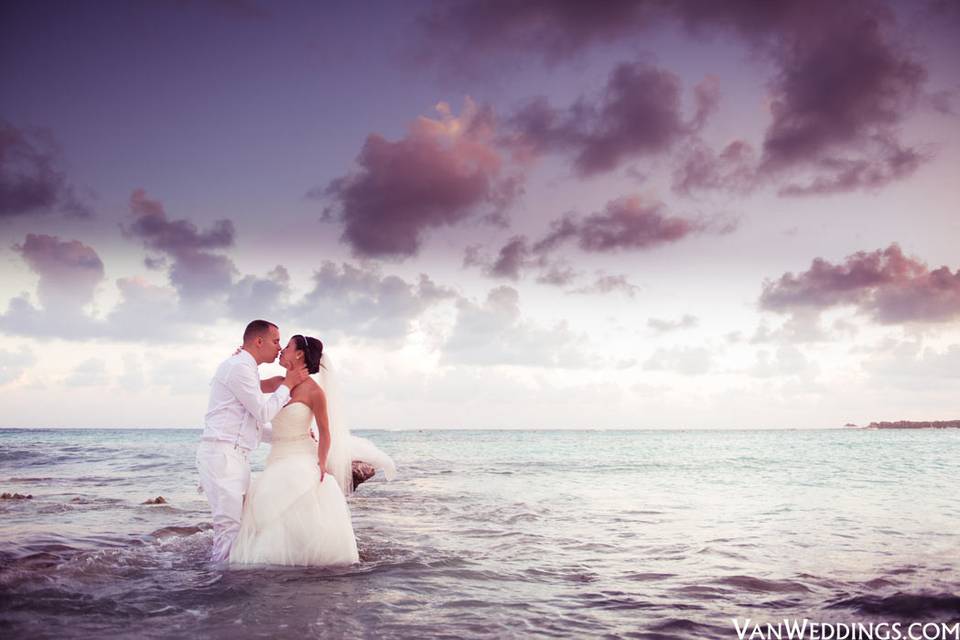 Cancun destination wedding