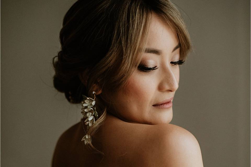 Wedding makeup luvo bride
