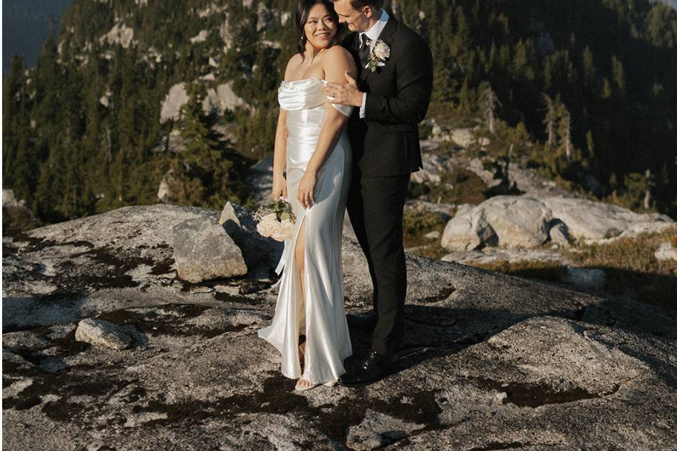 Luvo bride elopement