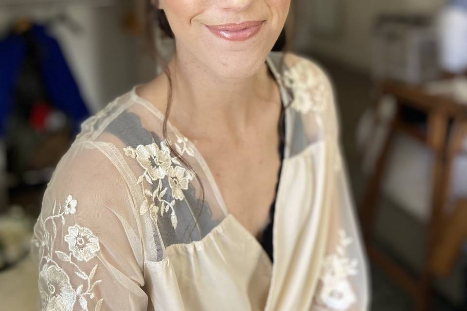 Bridesmaid glow