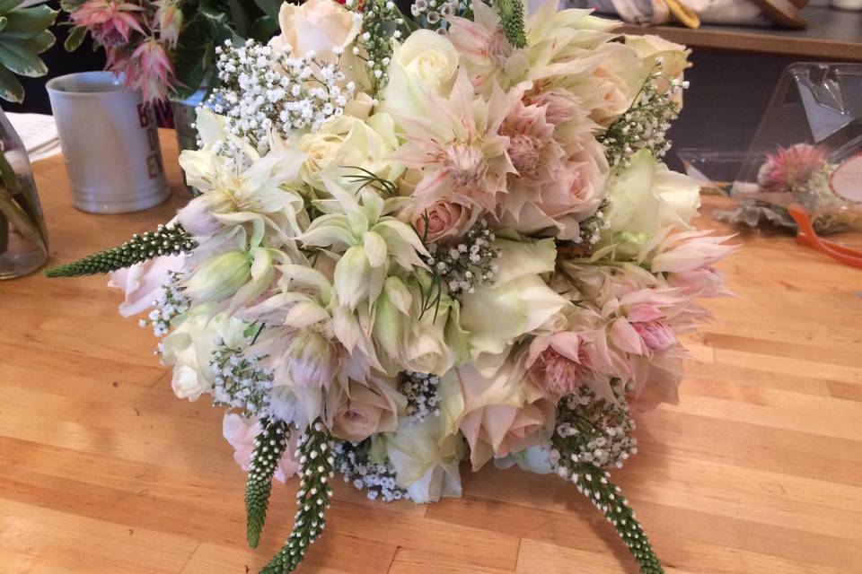 Blushing bride bouquet