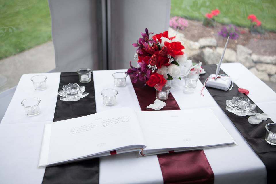 Guest book table