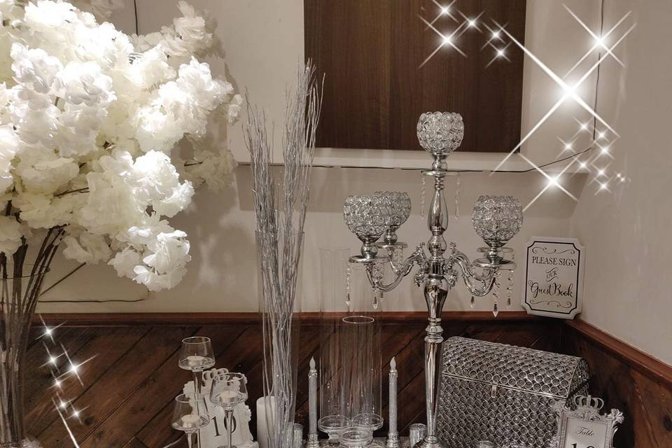 Silver Bling Table