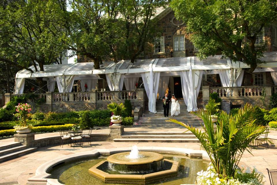 Graydon Hall Manor