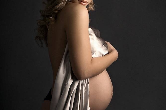 Maternity photoshoot