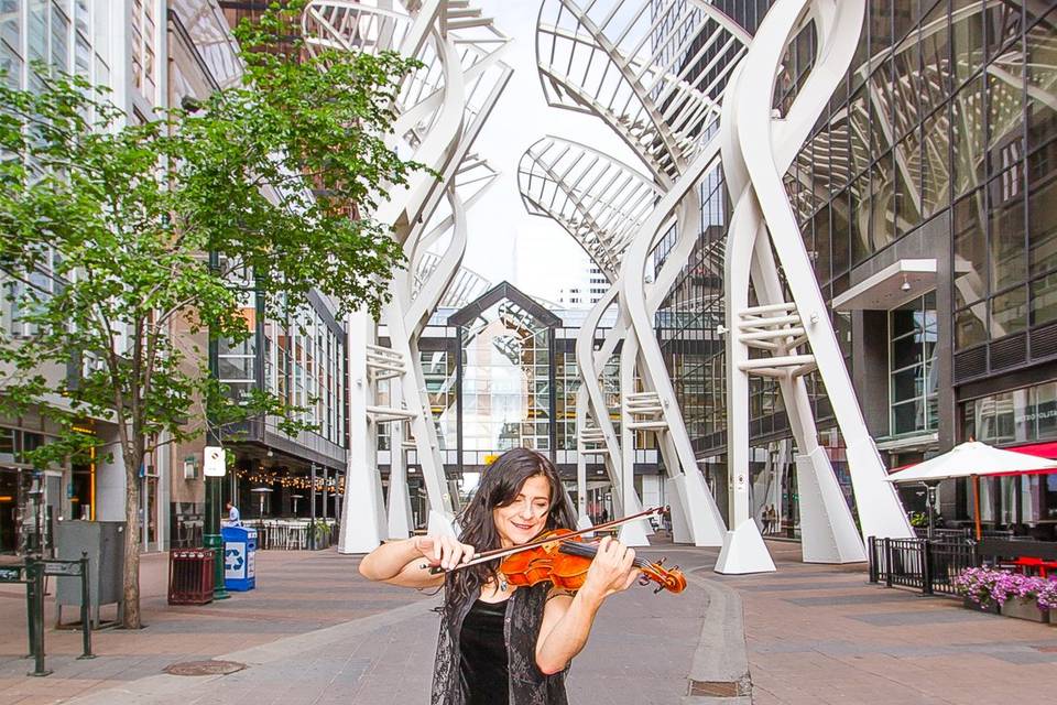 Aleksandra on violin