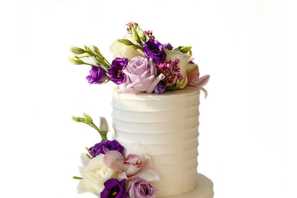 Concave floral wedding cake