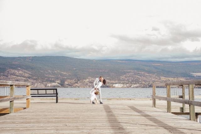 Rotary pier beach wedding
