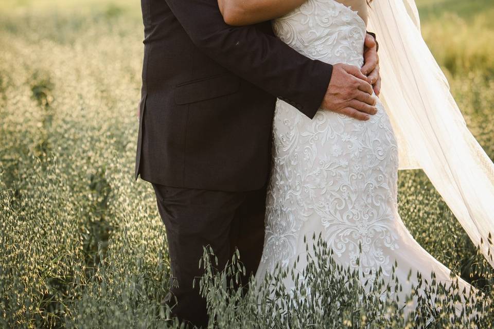 Wedding couple prairie wedding