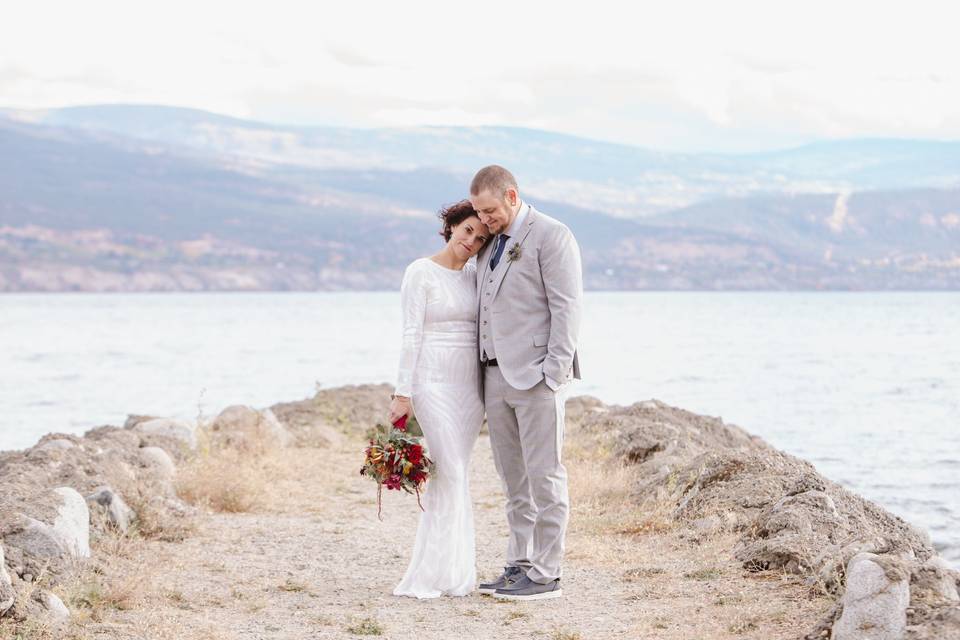 Summerland rock dock wedding