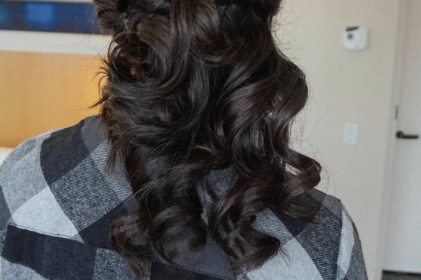 Bridal waves on dark hair