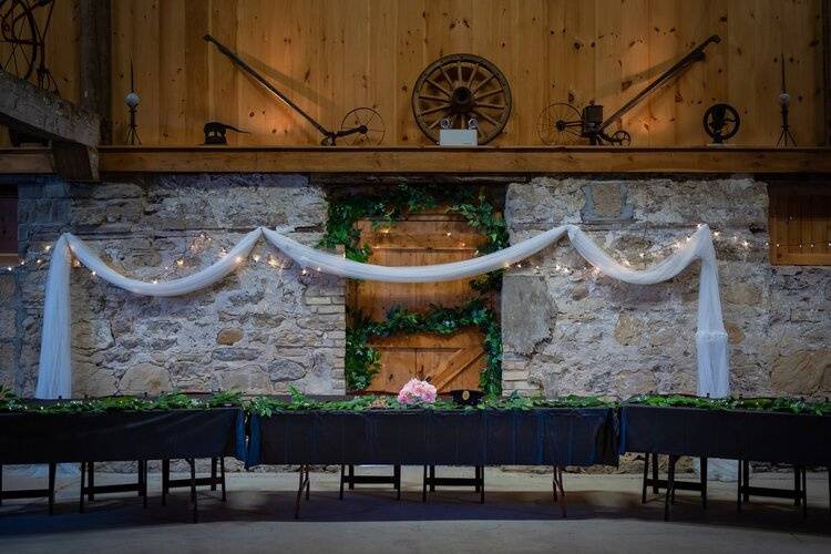 Head table barn wedding