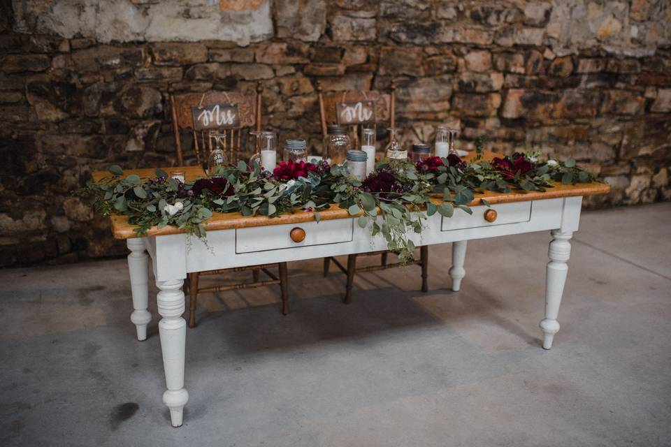 Sweetheart Head Table