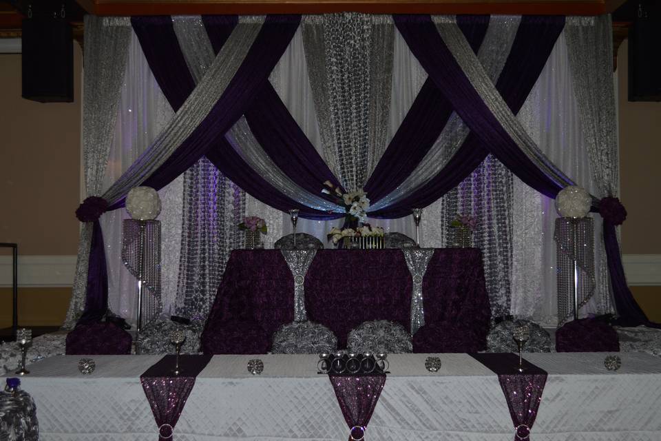 Eggplant and silver head table