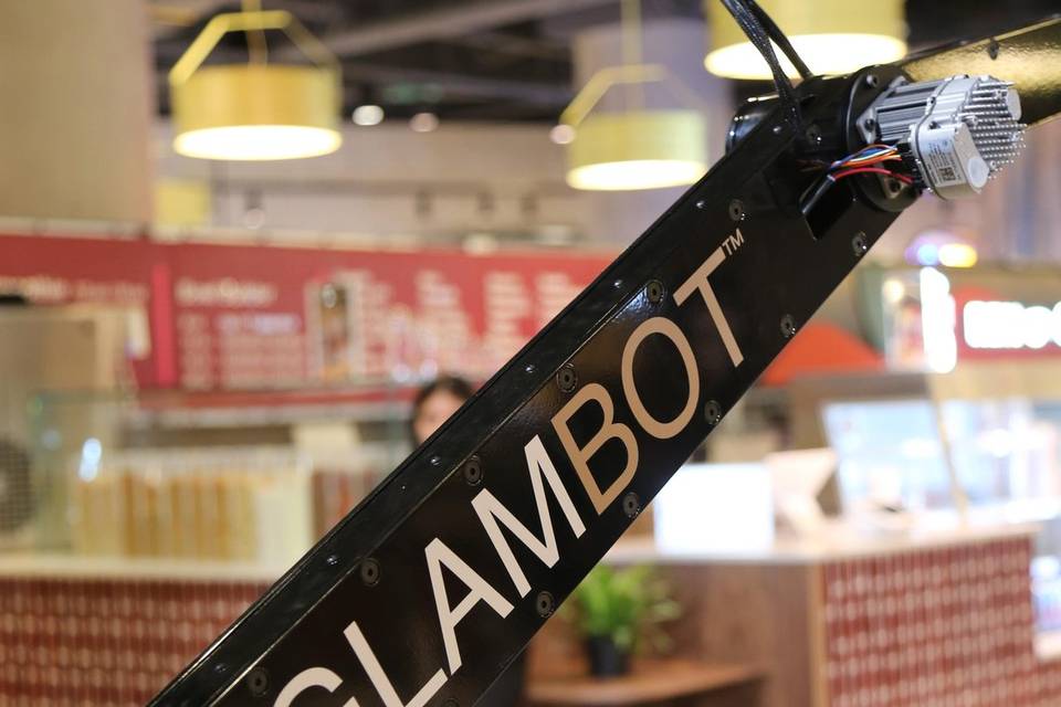 Glambot (2)