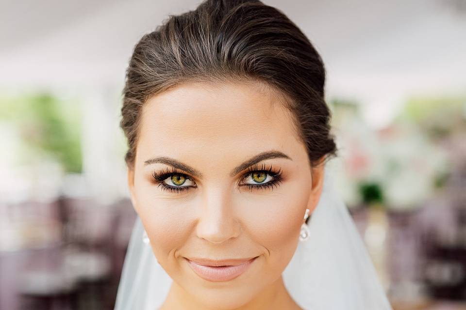 Classic bridal beauty