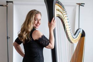 Kristen Theriault, Harpist 1