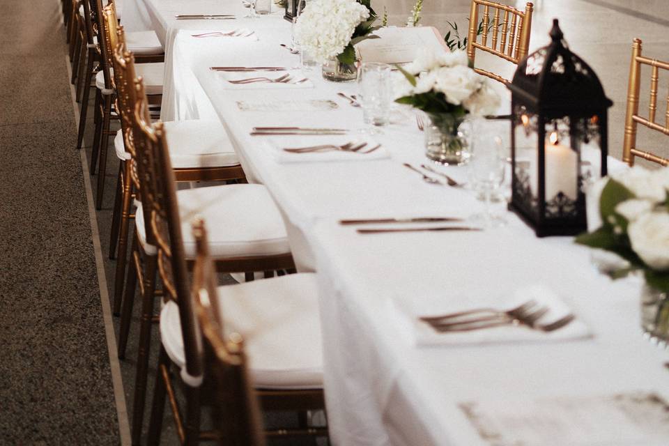 Table setting | Photo By: AlessandraJennifer