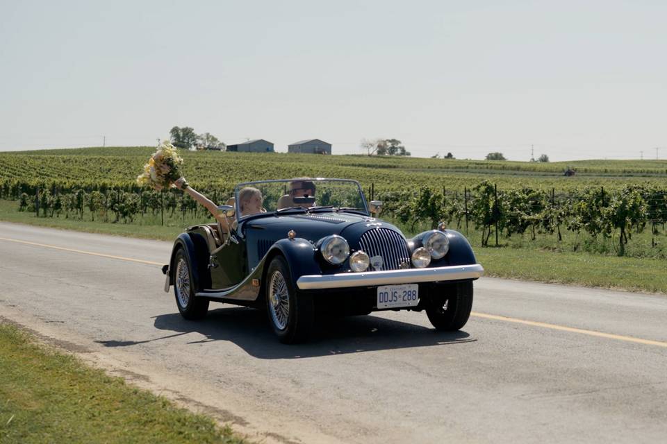 Couple wedding car